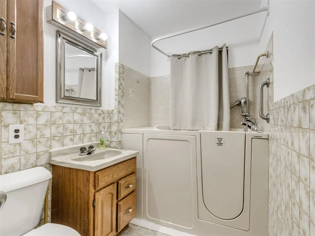 Photo 30 — 109 Rock Place, Moore, OK 73160