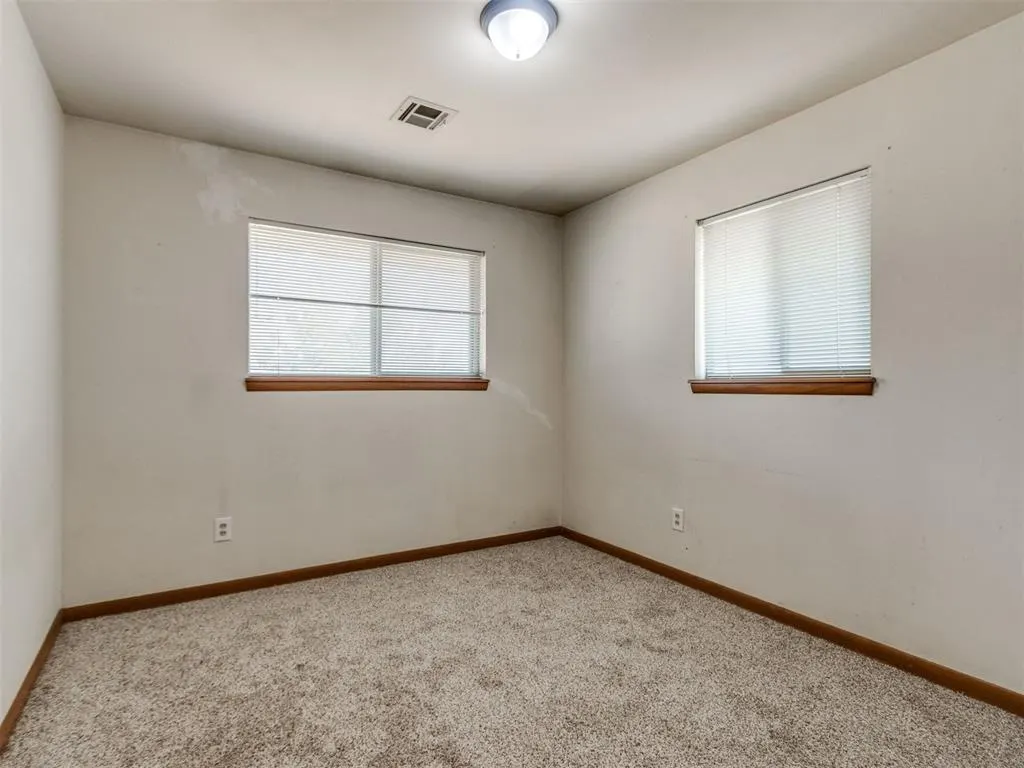 Photo 32 — 109 Rock Place, Moore, OK 73160