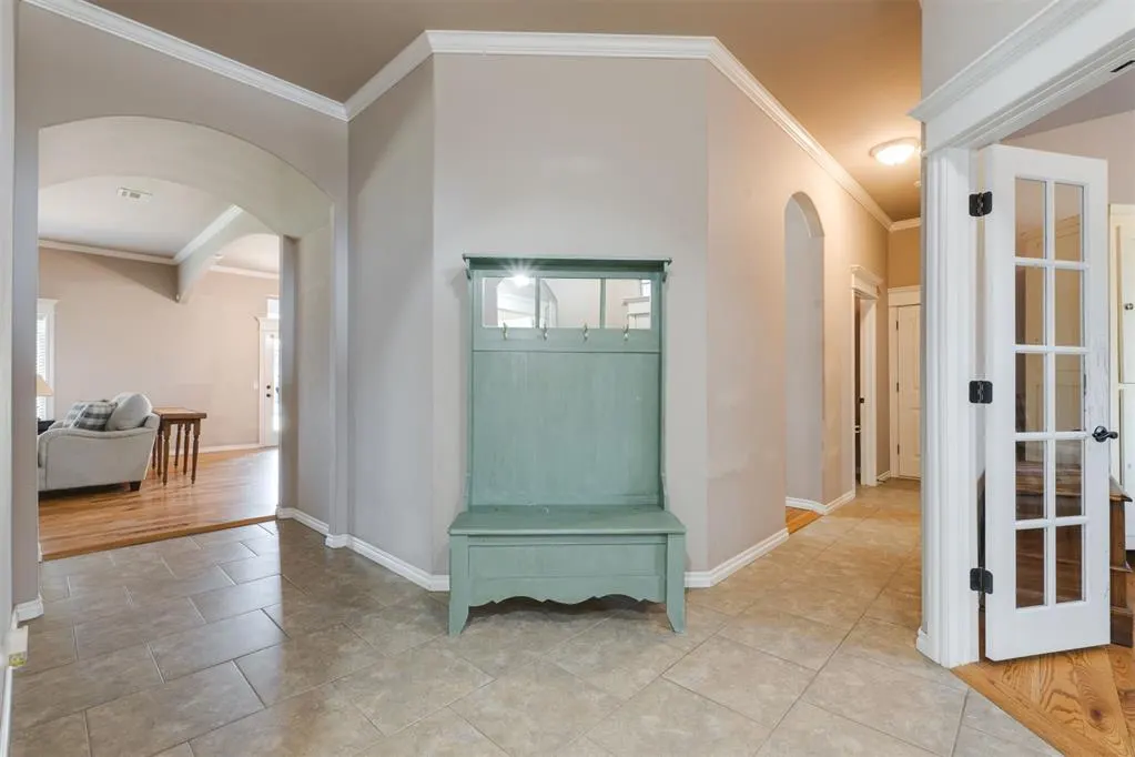 Photo 8 — 17109 Barcelona Drive, Oklahoma City, OK 73170