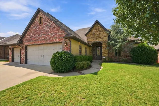 Photo 2 — 4005 Wayfield Avenue, Oklahoma City, OK 73179