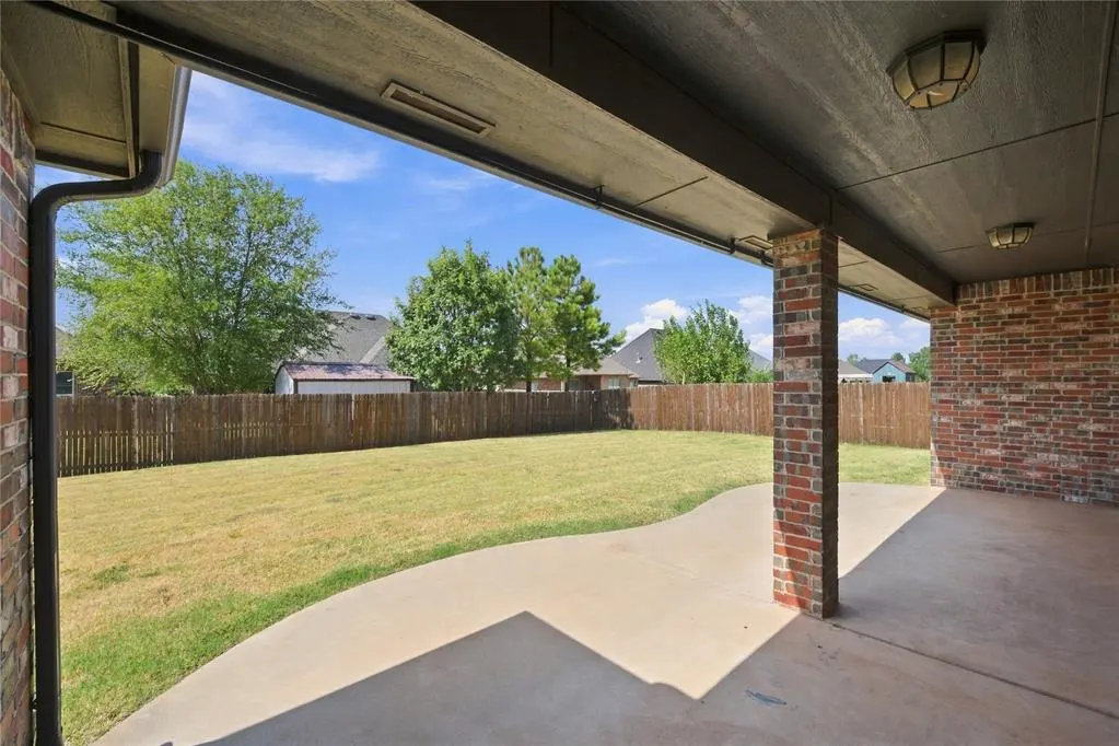 Photo 13 — 4005 Wayfield Avenue, Oklahoma City, OK 73179