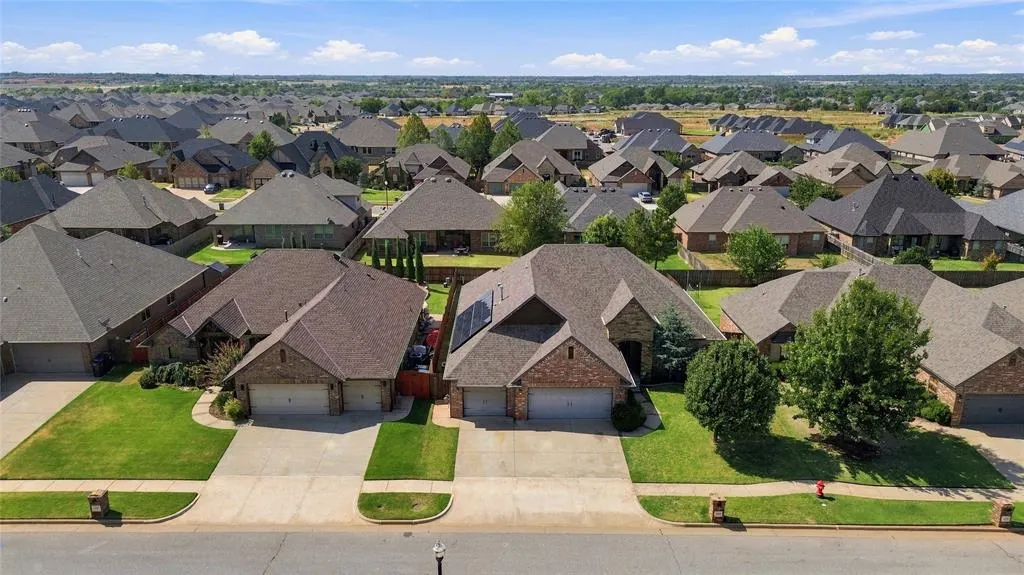 Photo 14 — 4005 Wayfield Avenue, Oklahoma City, OK 73179
