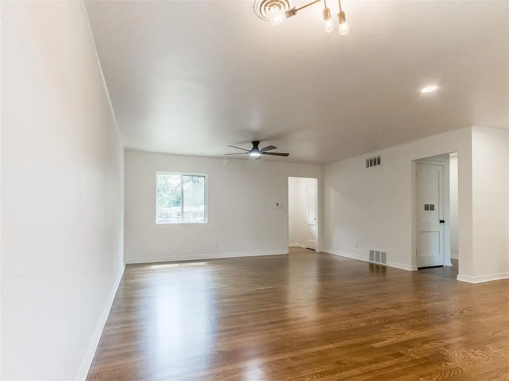 Photo 27 — 2201 N Roff Avenue, Oklahoma City, OK 73107