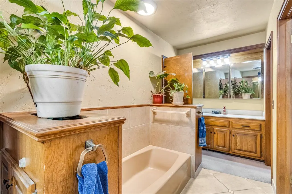 Photo 23 — 3040 SW 129th Street, Oklahoma City, OK 73170