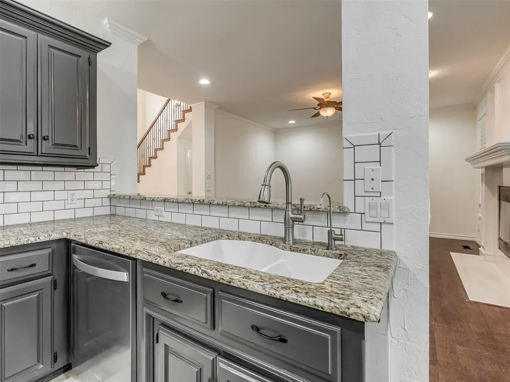 Photo 7 — 3641 Equestrian Court, Edmond, OK 73034