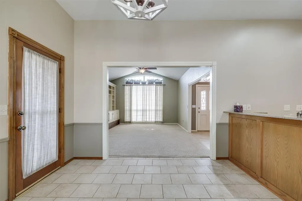 Photo 19 — 10013 Forest Lane, Midwest City, OK 73130