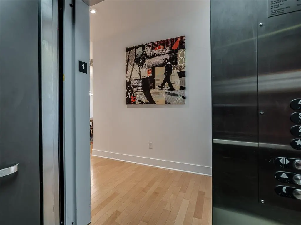 Photo 2 — 241 NE 4th Street 5, Oklahoma City, OK 73104