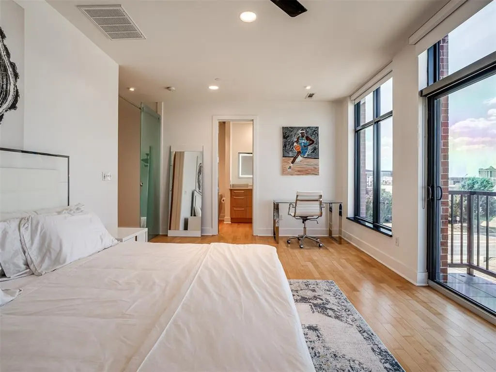 Photo 30 — 241 NE 4th Street 5, Oklahoma City, OK 73104