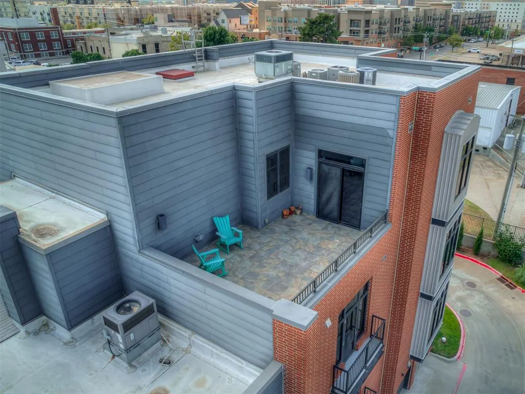 Photo 43 — 241 NE 4th Street 5, Oklahoma City, OK 73104