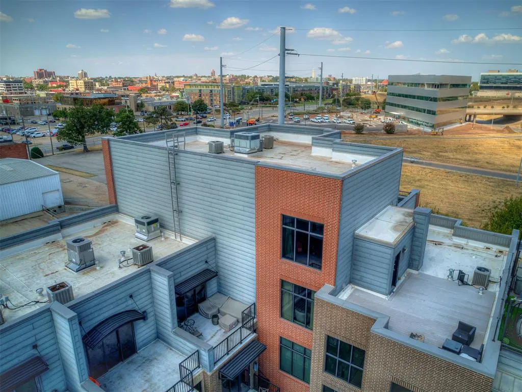 Photo 44 — 241 NE 4th Street 5, Oklahoma City, OK 73104