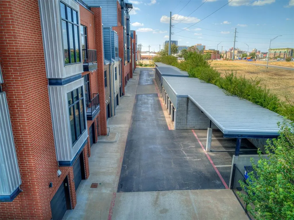 Photo 46 — 241 NE 4th Street 5, Oklahoma City, OK 73104