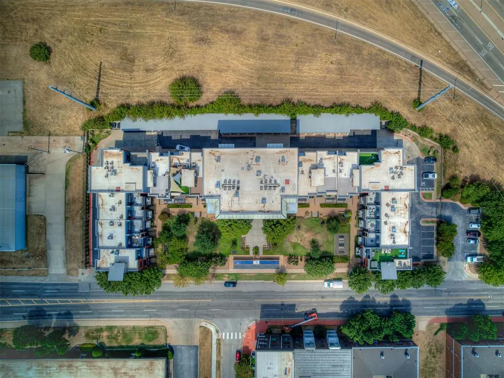 Photo 47 — 241 NE 4th Street 5, Oklahoma City, OK 73104