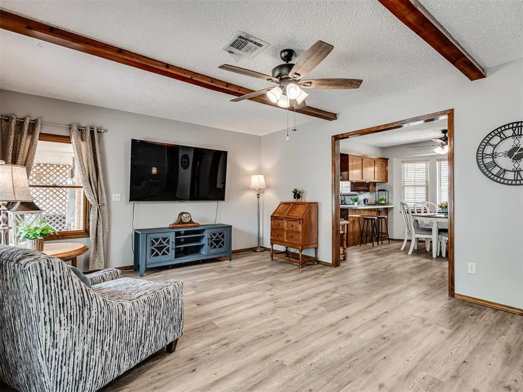 Photo 11 — 10125 Denise Road, Oklahoma City, OK 73165