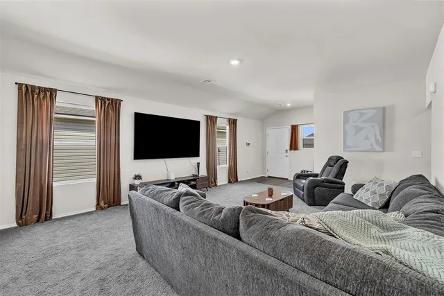 Photo 3 — 11829 Kameron Way, Yukon, OK 73099