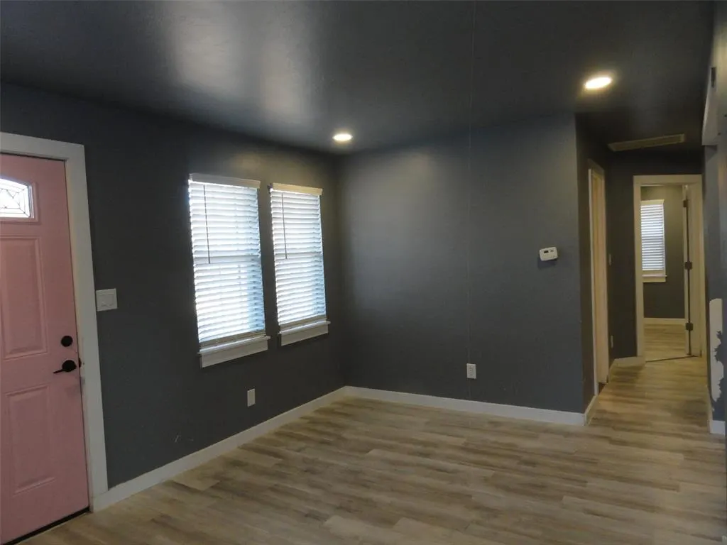 Photo 2 — 1512 SE 65th Street, Valley Brook, OK 73149