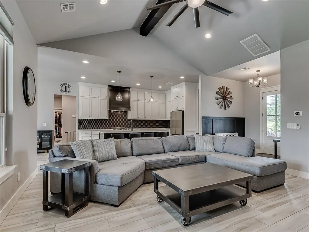 Photo 9 — 1662 Shaylee Lane, Choctaw, OK 73020