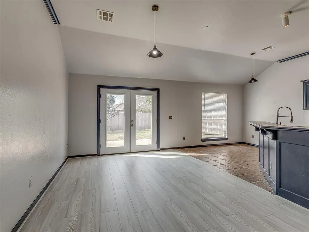 Photo 16 — 2200 Scissortail Landing Drive, Edmond, OK 73012