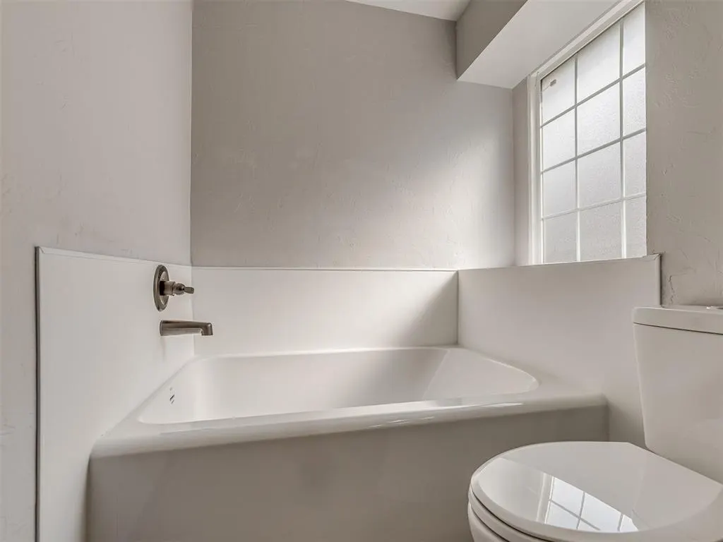 Photo 24 — 2200 Scissortail Landing Drive, Edmond, OK 73012