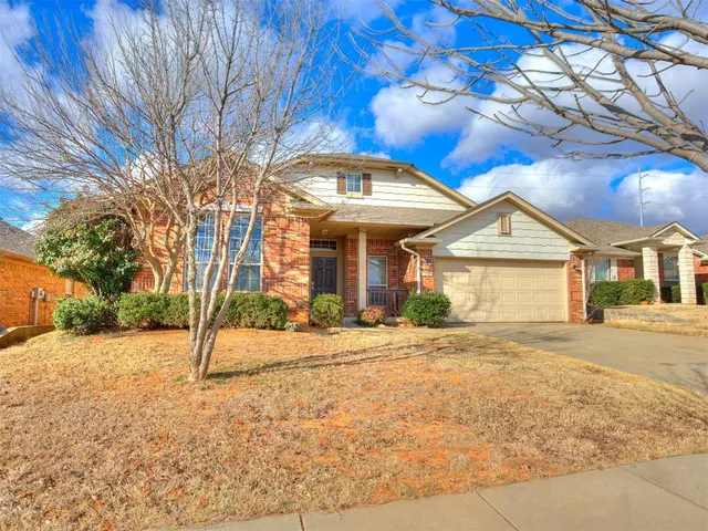 Photo 4 — 312 Lone Oak Drive, Norman, OK 73071