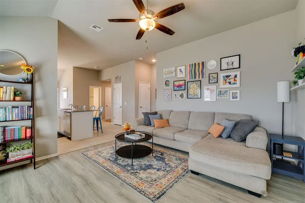 Photo 6 — 19601 Brookville Drive, Edmond, OK 73012