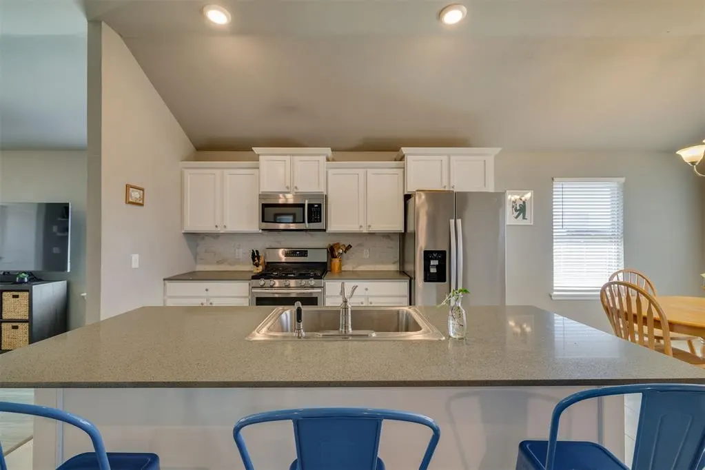 Photo 11 — 19601 Brookville Drive, Edmond, OK 73012