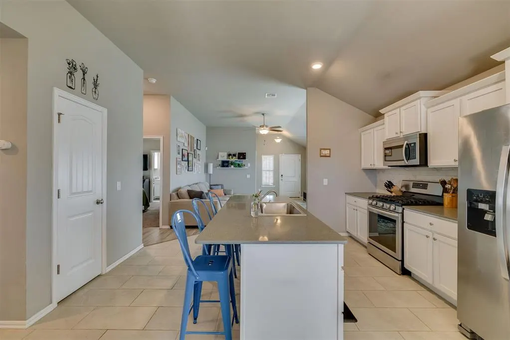 Photo 12 — 19601 Brookville Drive, Edmond, OK 73012
