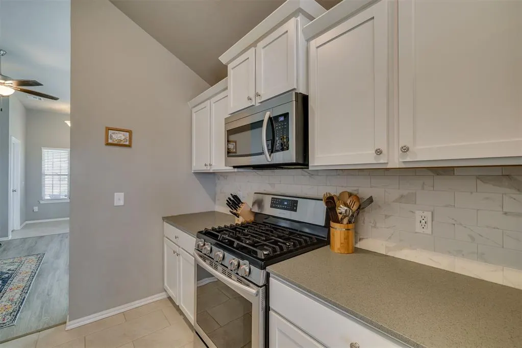 Photo 13 — 19601 Brookville Drive, Edmond, OK 73012
