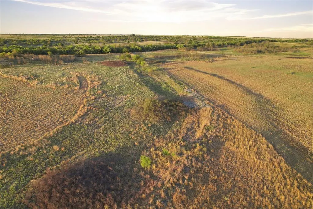 Photo 9 — 1550 E County Road Road, Mangum, OK 73554