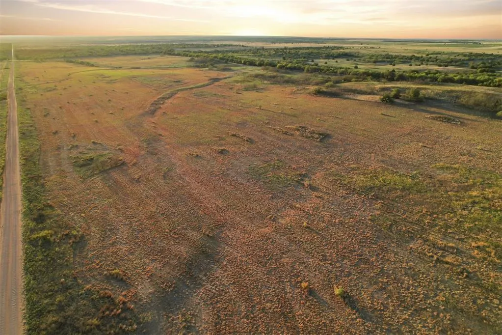 Photo 39 — 1550 E County Road Road, Mangum, OK 73554