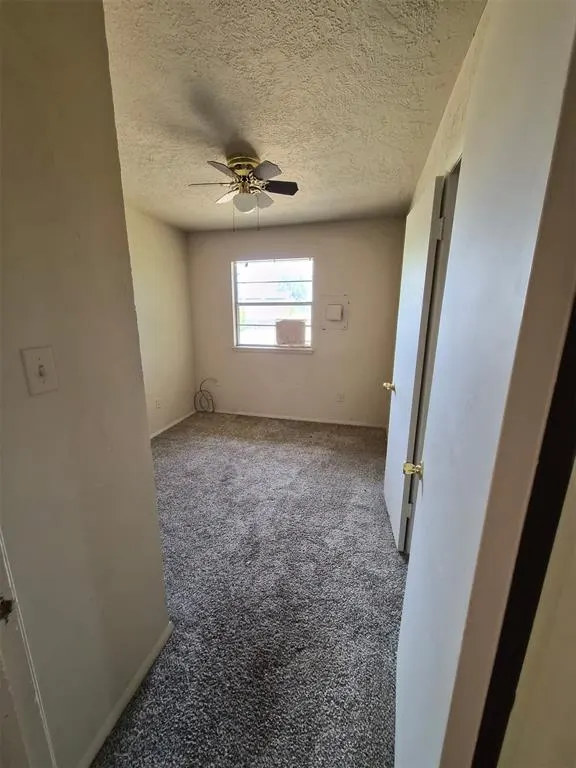 Photo 6 — 4917 NW Lindy Avenue, Lawton, OK 73505