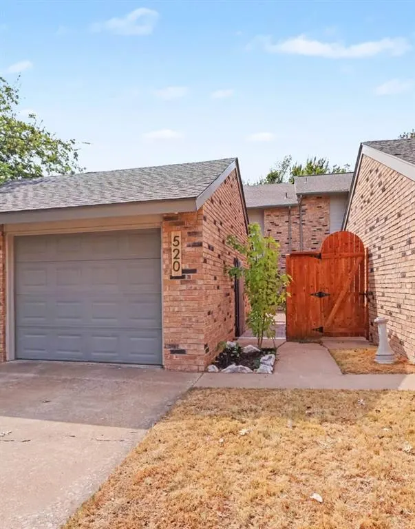 Photo 2 — 520 W Greenlea Chase, Oklahoma City, OK 73170