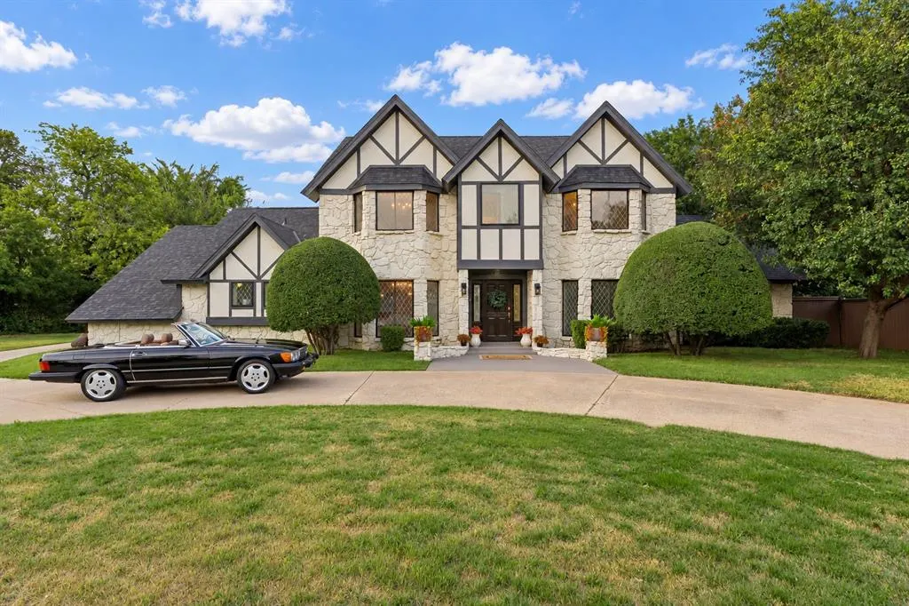 Photo 3 — 4705 Seabrook Court, Oklahoma City, OK 73142