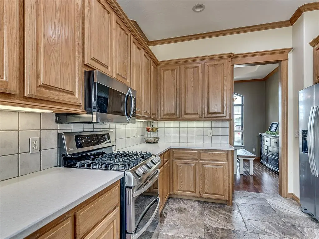 Photo 17 — 1407 Fairfax Lane, El Reno, OK 73036