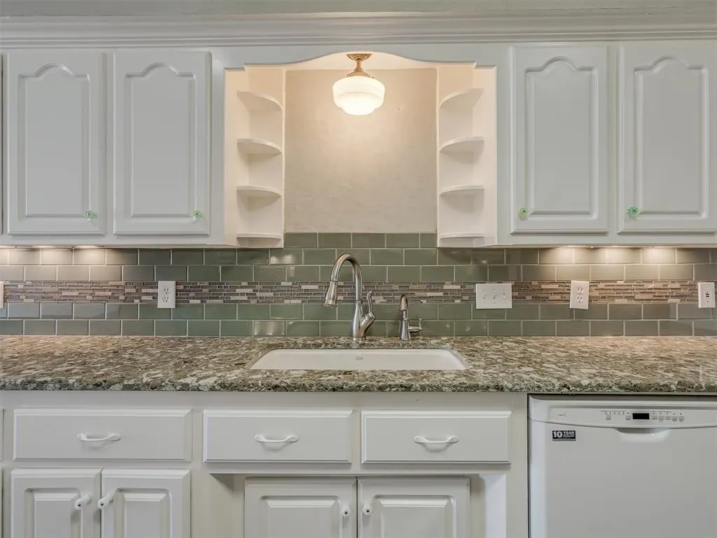 Photo 10 — 1205 Regency Court, Kingfisher, OK 73750