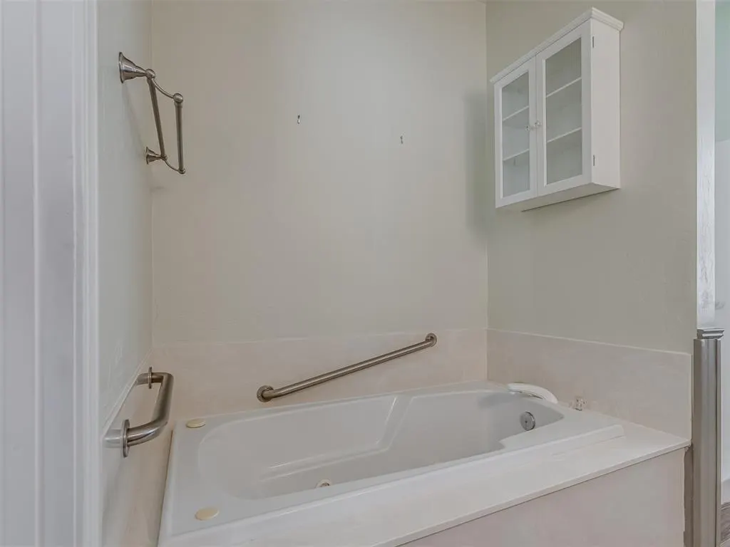 Photo 18 — 1205 Regency Court, Kingfisher, OK 73750