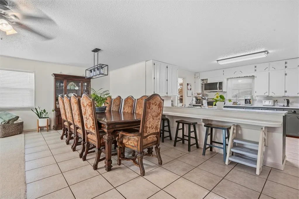 Photo 6 — 221 S Walnut Street, Pauls Valley, OK 73075