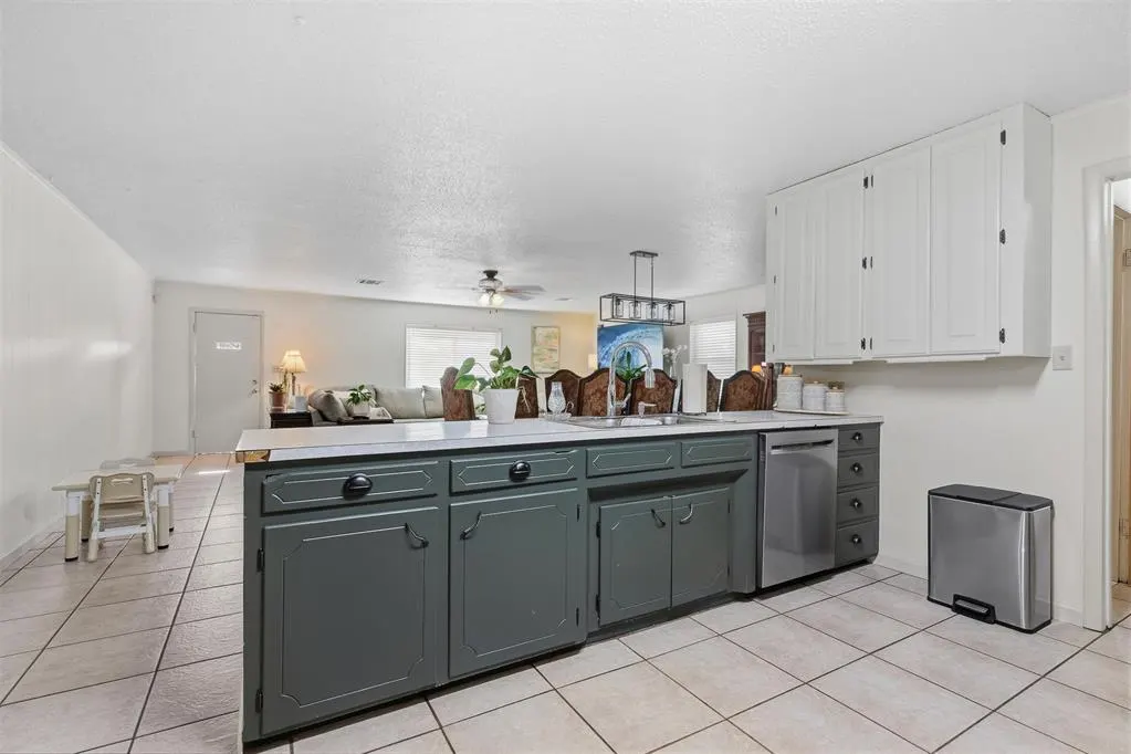 Photo 12 — 221 S Walnut Street, Pauls Valley, OK 73075