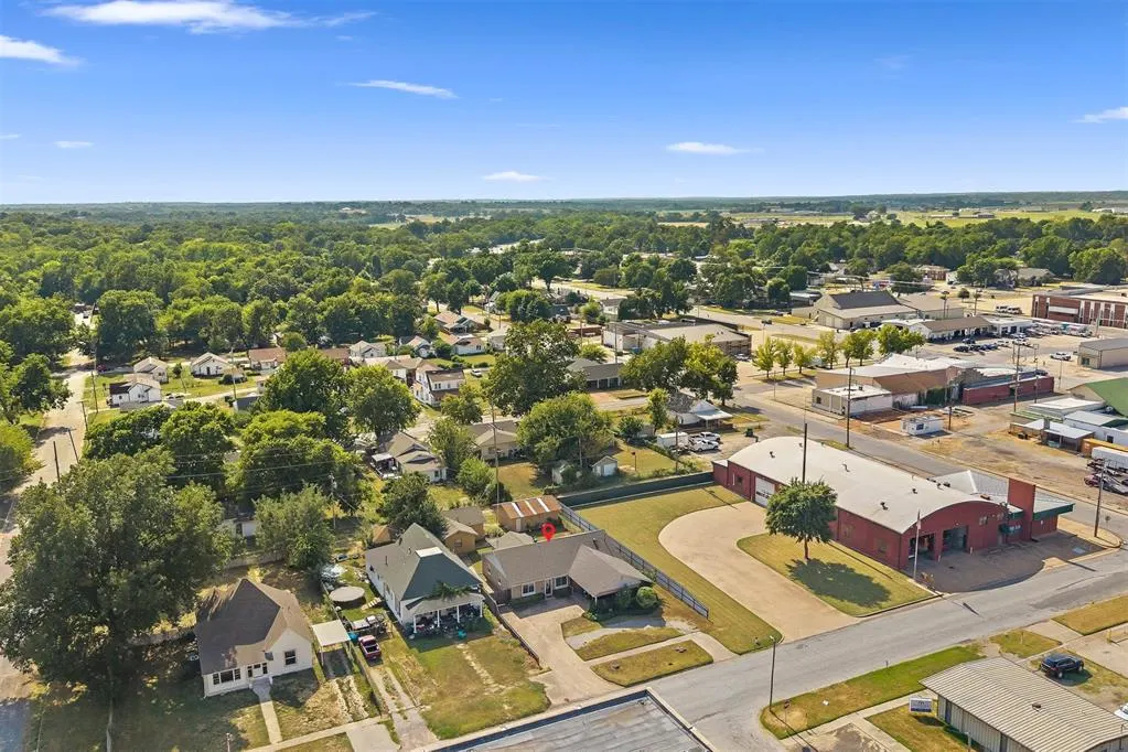 Photo 39 — 221 S Walnut Street, Pauls Valley, OK 73075