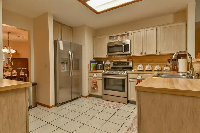 Photo 7 — 15117 Rick Road, Oklahoma City, OK 73170