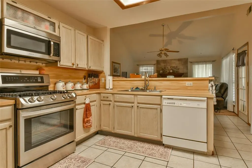 Photo 8 — 15117 Rick Road, Oklahoma City, OK 73170