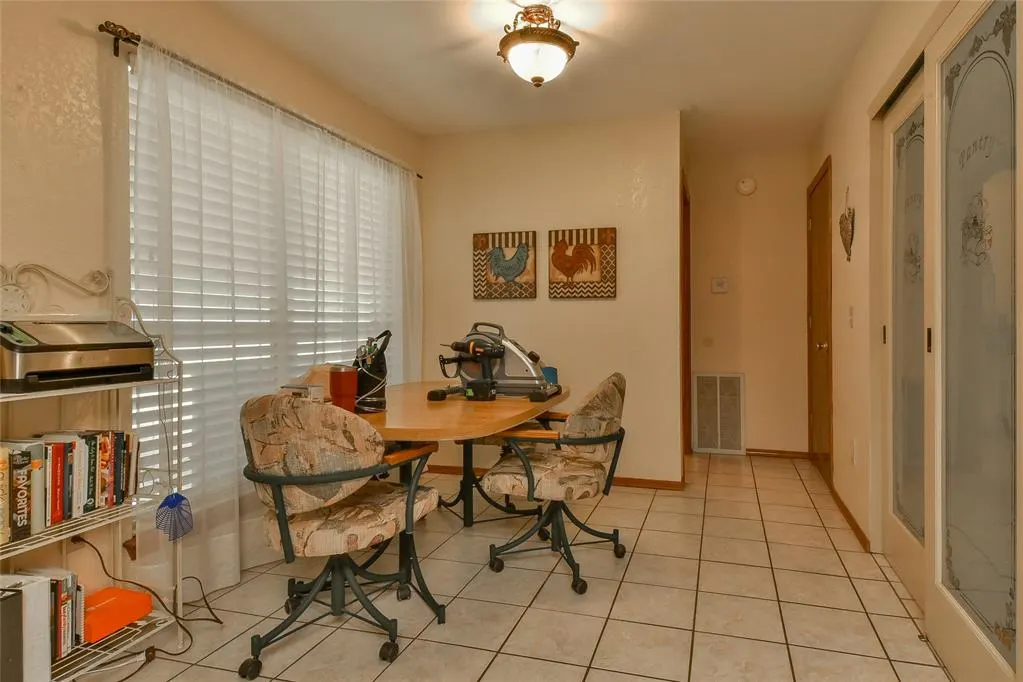Photo 11 — 15117 Rick Road, Oklahoma City, OK 73170