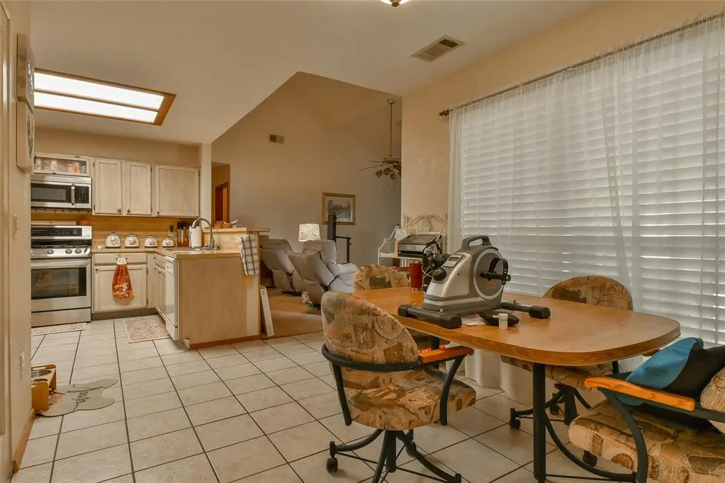 Photo 12 — 15117 Rick Road, Oklahoma City, OK 73170