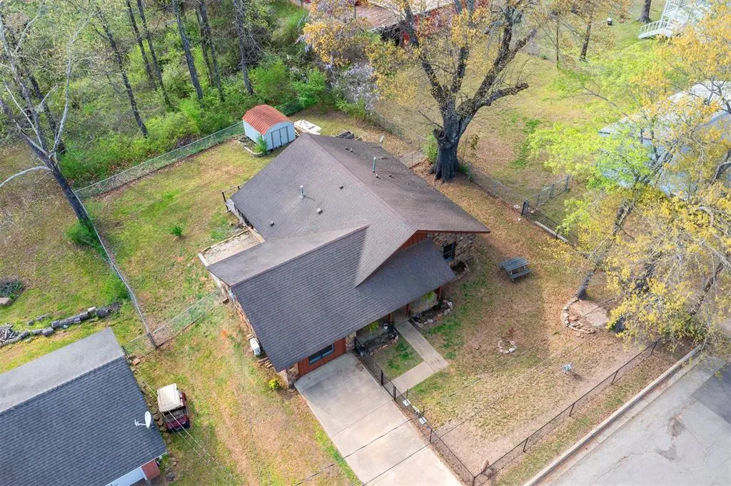Photo 4 — 607 N Bock Street, Broken Bow, OK 74728