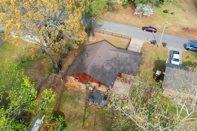 Photo 6 — 607 N Bock Street, Broken Bow, OK 74728