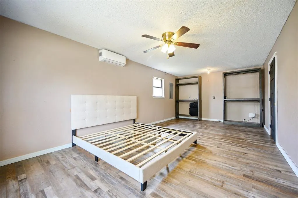 Photo 11 — 607 N Bock Street, Broken Bow, OK 74728