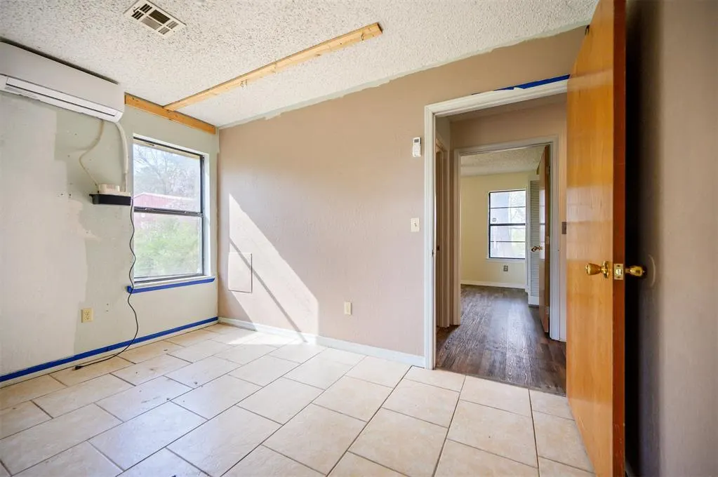 Photo 19 — 607 N Bock Street, Broken Bow, OK 74728
