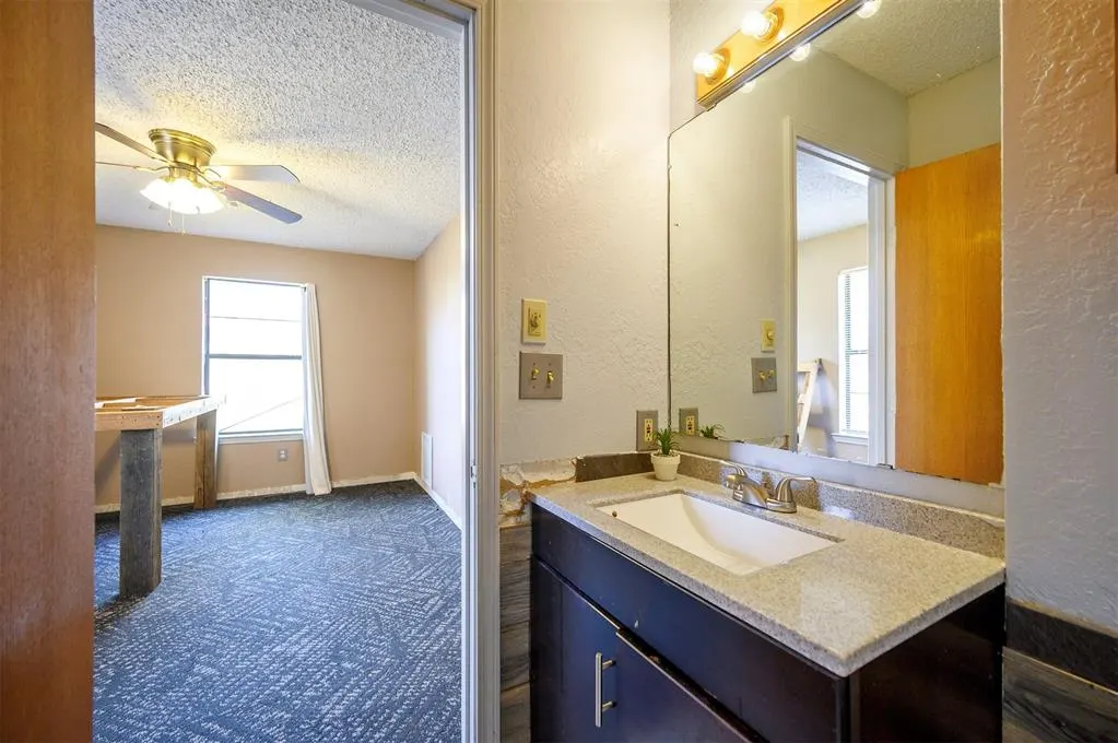 Photo 30 — 607 N Bock Street, Broken Bow, OK 74728