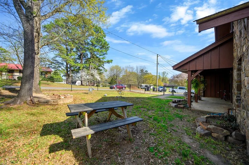Photo 42 — 607 N Bock Street, Broken Bow, OK 74728