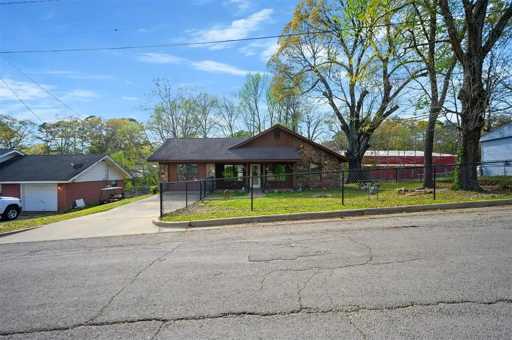 Photo 46 — 607 N Bock Street, Broken Bow, OK 74728