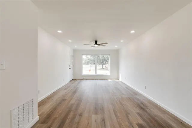 Photo 4 — 1901 Downing Street, Oklahoma City, OK 73120